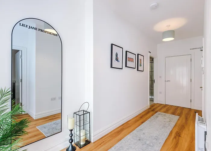 Apartment Modern -2 Min Walk From Station