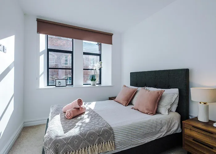 Apartment Modern -2 Min Walk From Station *